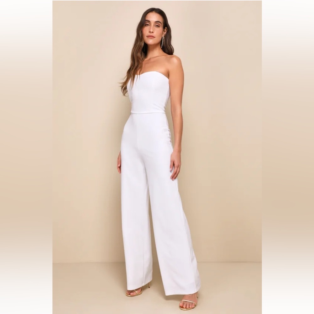 Lulu’s white flare leg strapless jumpsuit, XS